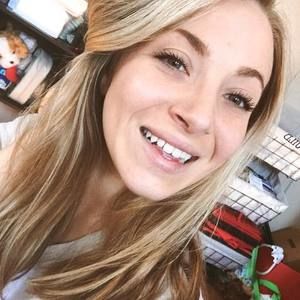 Meet your Posher, Lindsey